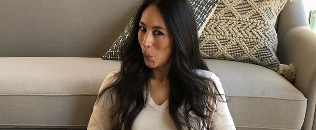 Joanna Gaines's Baby Bump at Photo Shoot