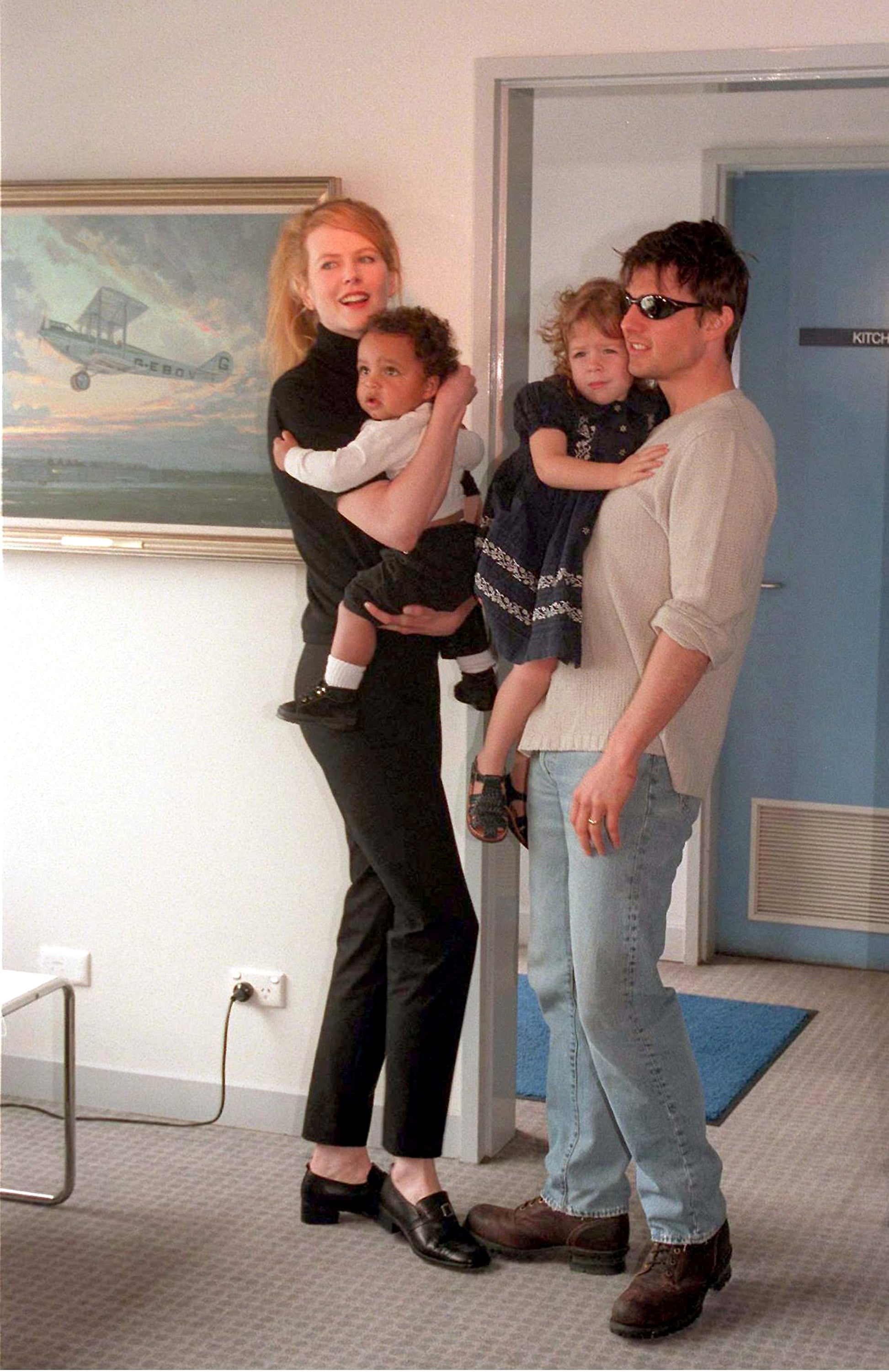 SYDNEY, AUSTRALIA - JANUARY 24: Actors Nicole Kidman and husband Tom Cruise arrive at Sydney Kingsford Smith airport and introduce their children Connor and Isabella to the media January 24, 1996 in Sydney, Australia. (Photo by Patrick Riviere/Getty images)
