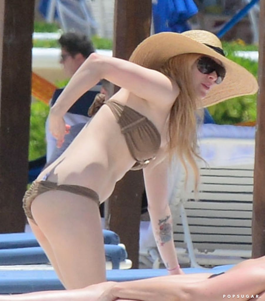 Avril Lavigne Wearing a Bikini in Mexico