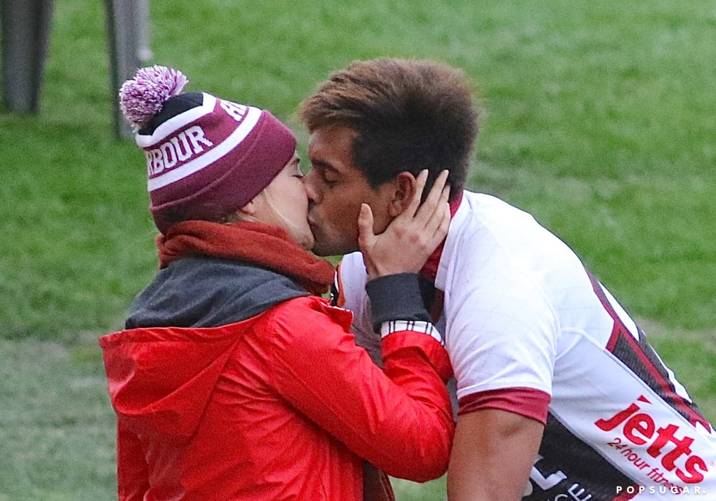 Shailene Woodley And Boyfriend Ben Volavola Kissing Popsugar Celebrity Instead of taking to instagram like other celeb announcements, shailene woodley ended up confirming her engagement to football player aaron. shailene woodley and boyfriend ben