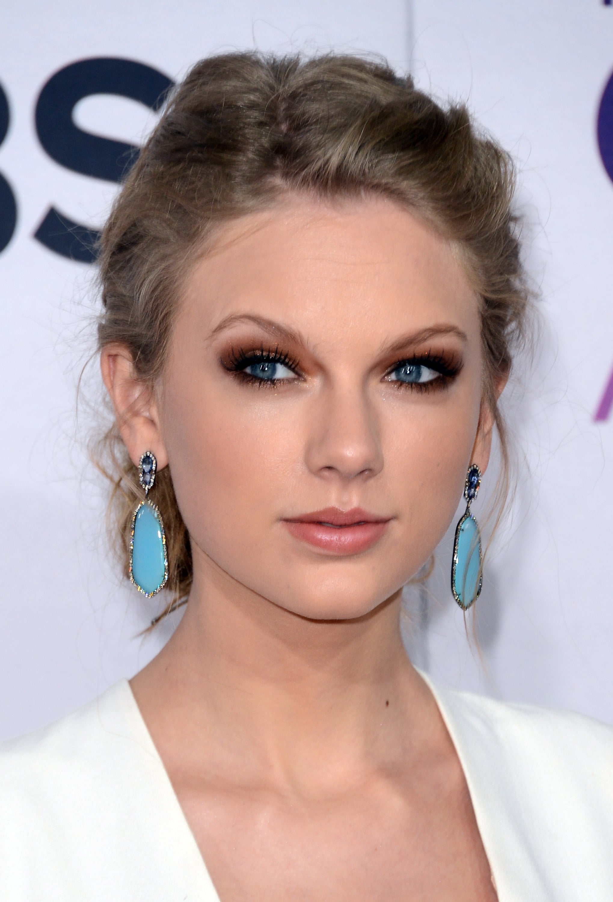 Taylor Swift At People S Choice Awards 2013 Pictures Popsugar Celebrity