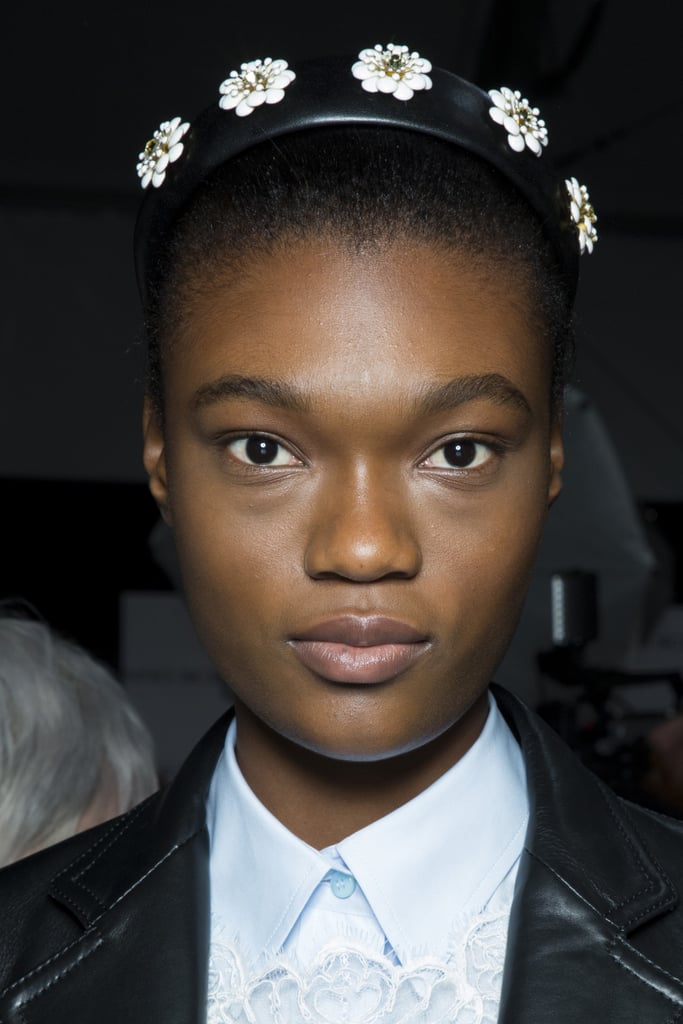 Autumn Hair Accessory Trend: Statement Headband