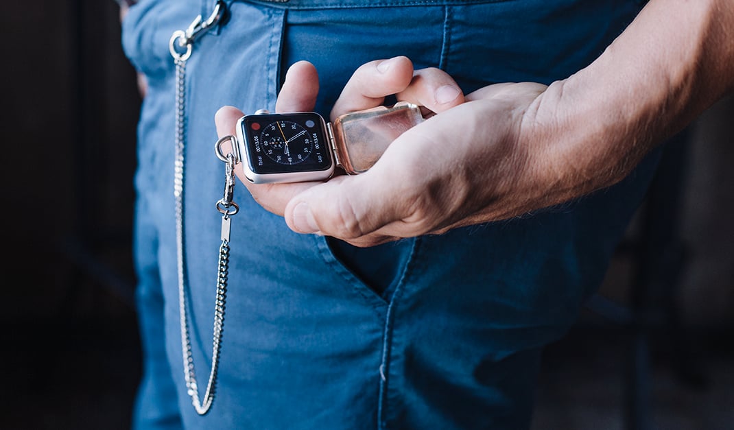 Apple watch necklace locket shop