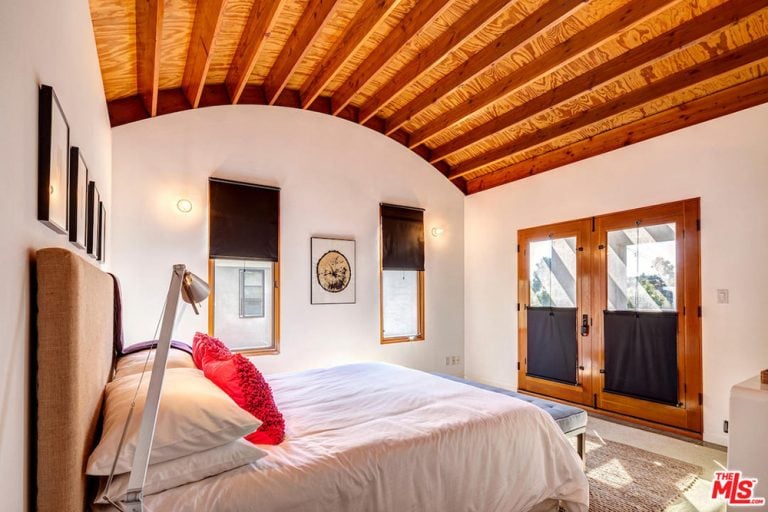 Tobey Maguire Sells Santa Monica House