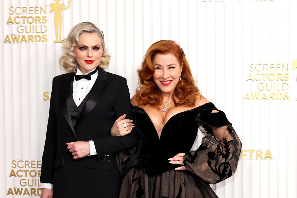 Lisa Ann Walter and Elaine Hendrix at the 2023 SAG Awards