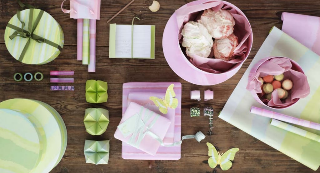 The Käresta paper collection is soft and romantic, and its butterfly themed accessories are sure to make your gifts unforgettable.