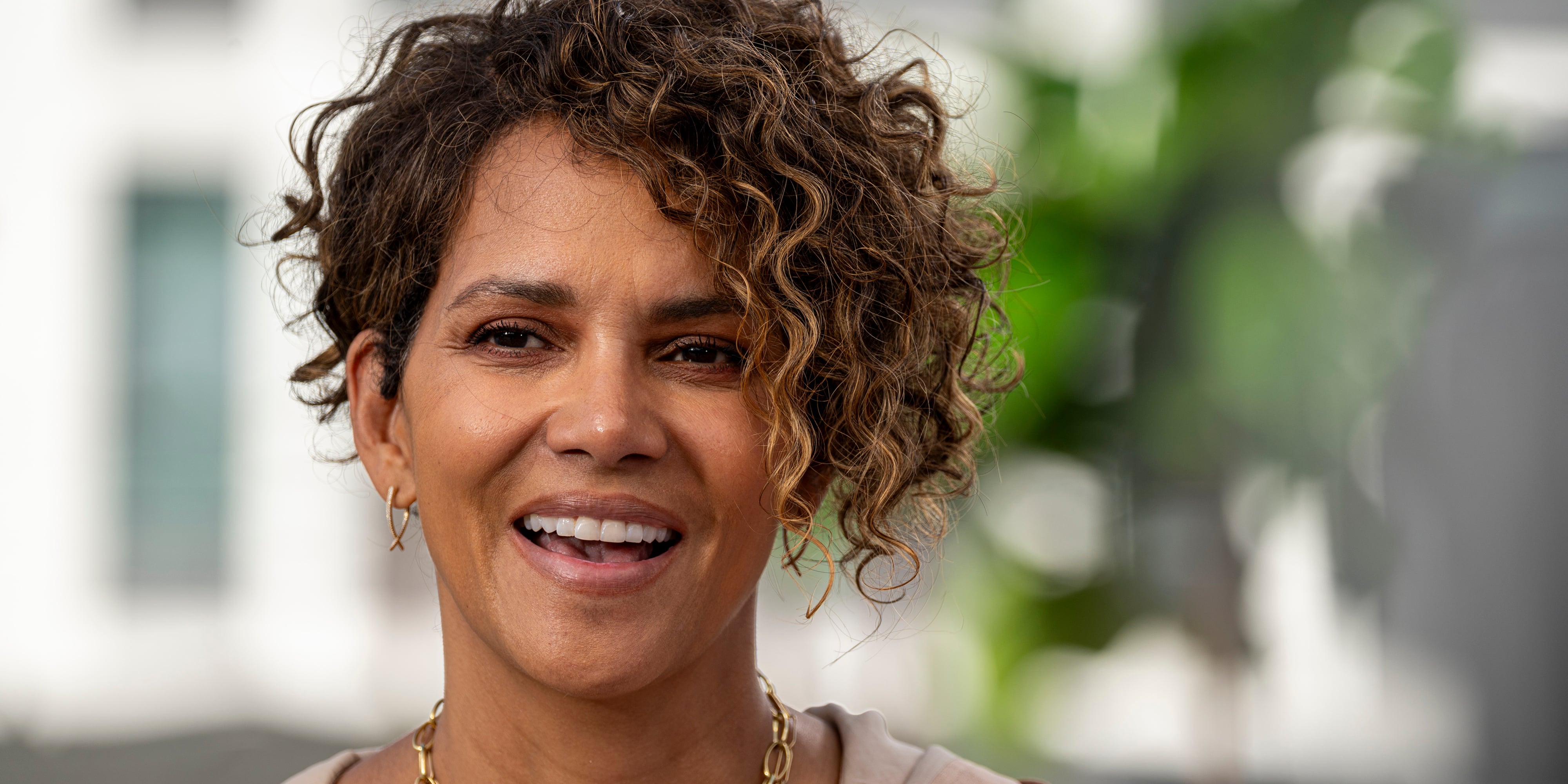 Halle Berry Opens Up About Menopause | POPSUGAR Fitness - Vimarsana News