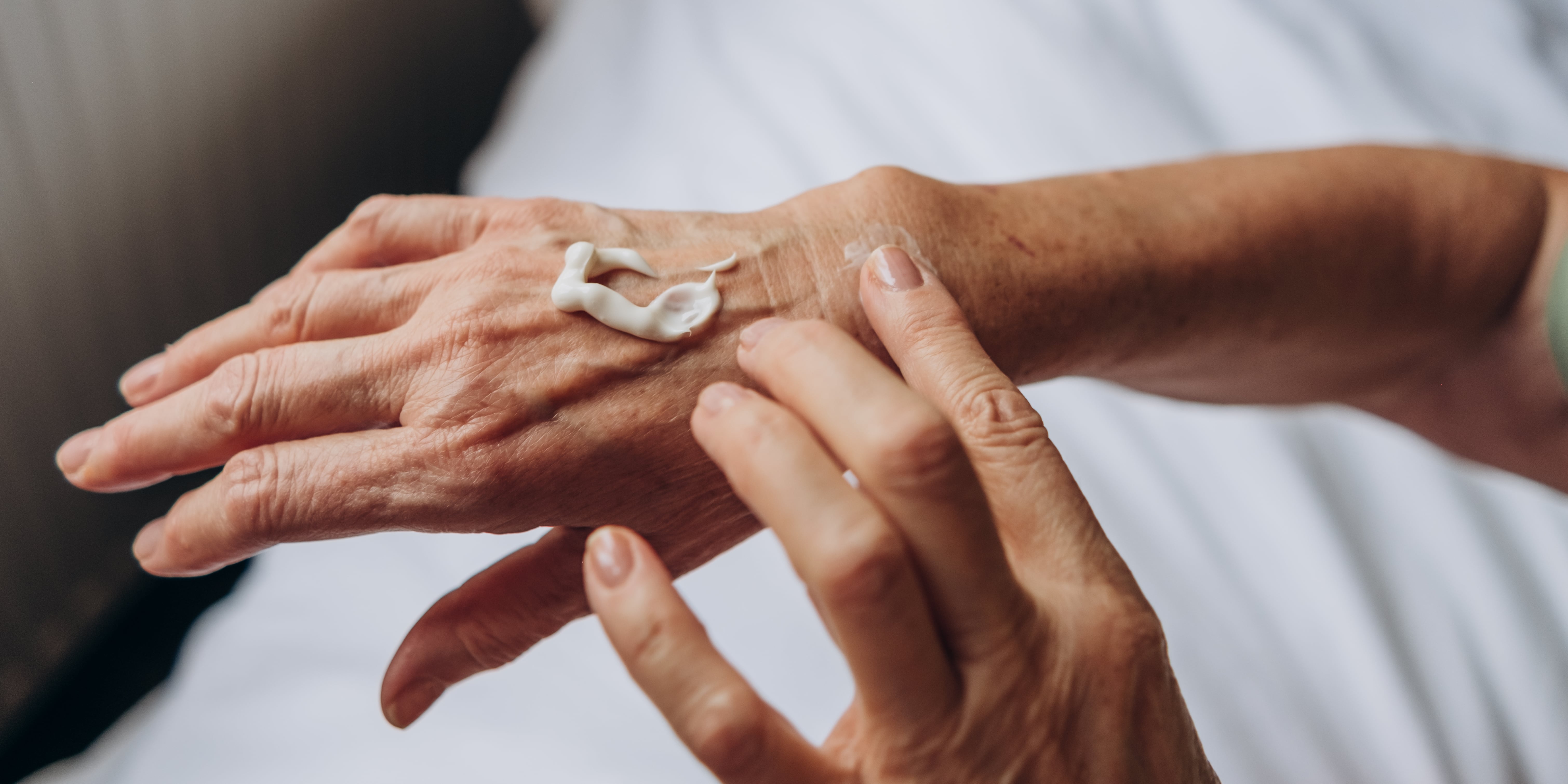 How to Tailor Your Eczema Routine For Every Part of Your Body