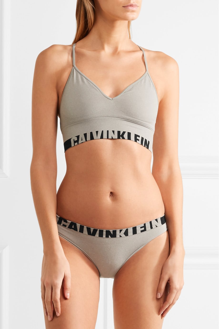 magie hoofdpijn Recreatie A sporty lingerie set from Calvin Klein Underwear ($55) with the | Shop  These Amazing Pieces at Net-a-Porter Without 1 Pang of Guilt | POPSUGAR  Fashion Photo 12