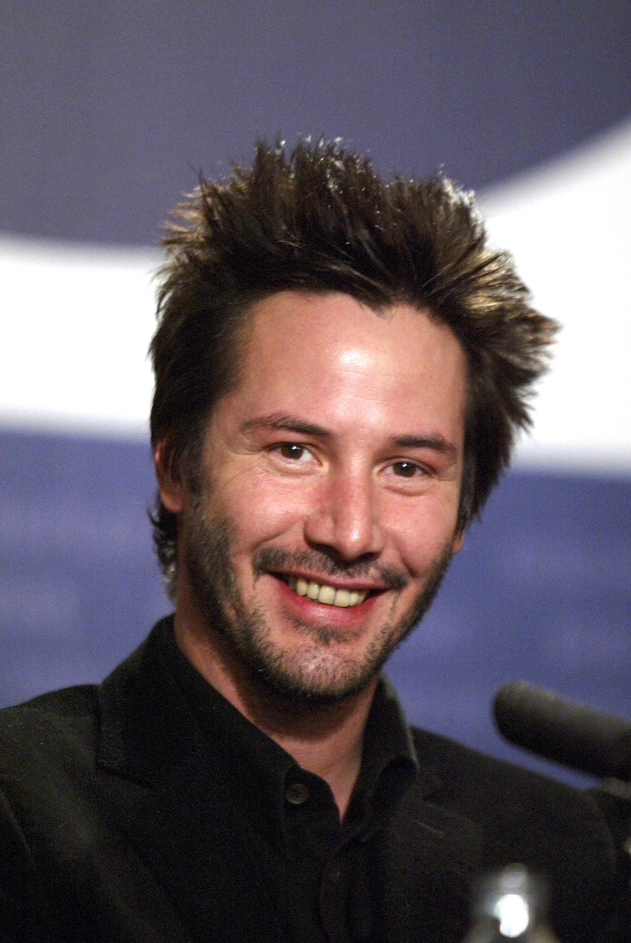 Pictures Of Keanu Reeves Smiling Popsugar Celebrity