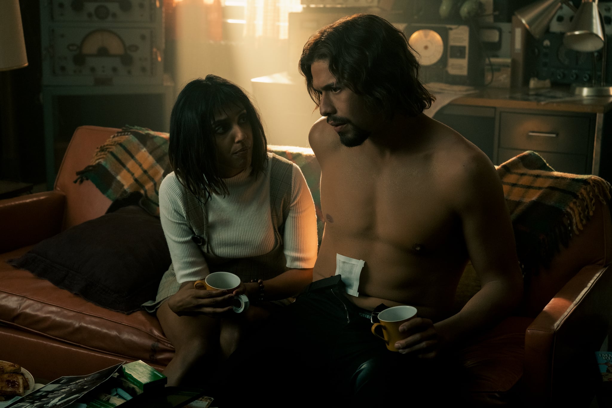 THE UMBRELLA ACADEMY (L to R) RITU ARYA as LILA and DAVID CASTAEDA as DIEGO HARGREEVES in episode 204 of THE UMBRELLA ACADEMY Cr. CHRISTOS KALOHORIDIS/NETFLIX  2020