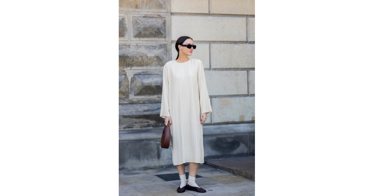 Wear Your Flats With a Cute Pair of Socks How to Wear Flats in Winter