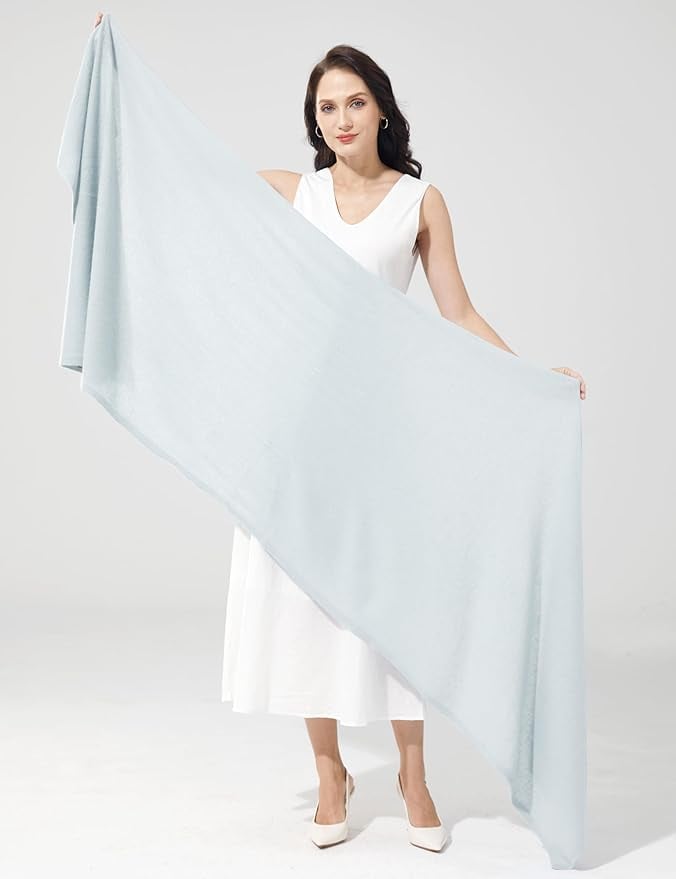 Ryyoyy Soft Cashmere Scarf ($60, originally $64)
 "The greatest gift for anyone on your list — teachers, mother-in-law, everyone. It comes in a beautiful box, making it look like it came straight from a high-end store, not the ZON," says Frankel. Soft, warm, and beautifully packaged, you really can't go wrong.