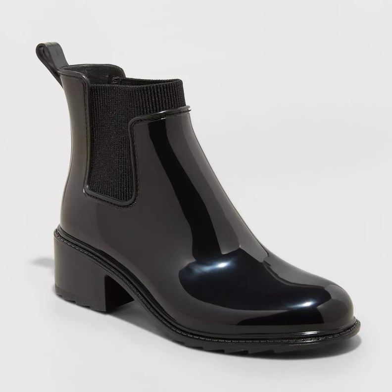 Shiny Chelsea Boots