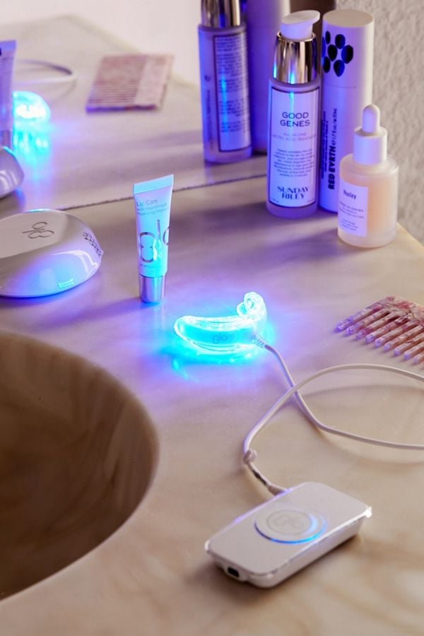 Glo Science Brilliant Teeth Whitening Device | Best Tech ...