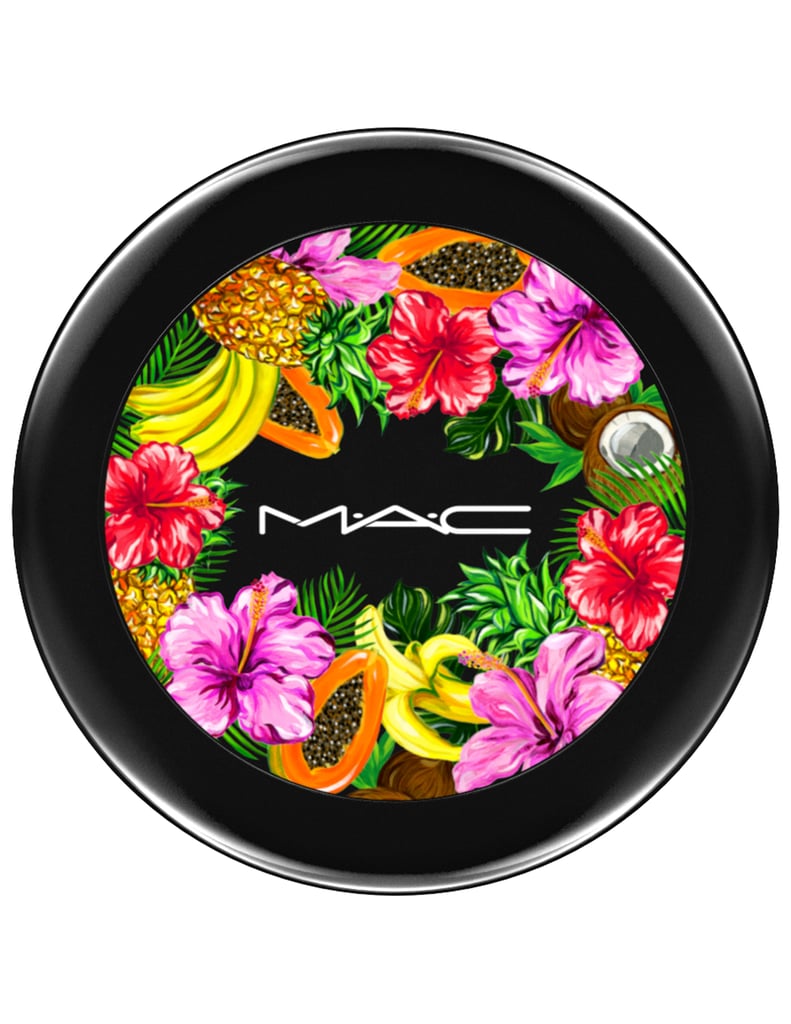 MAC Cosmetics Fruity Juicy Pearlmatte Face Powder in Oh My, Passion! MAC Cosmetics Fruity Juicy Pearlmatte Face Powder in Oh My, Passion!
