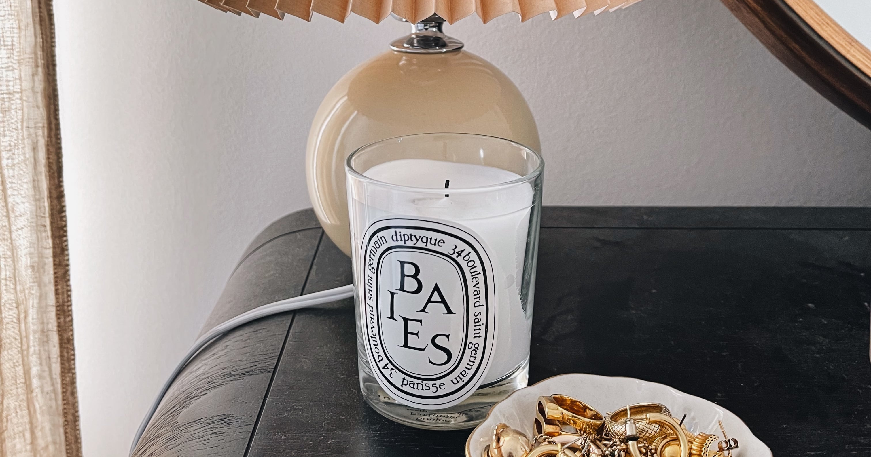 diptyque santal candle review