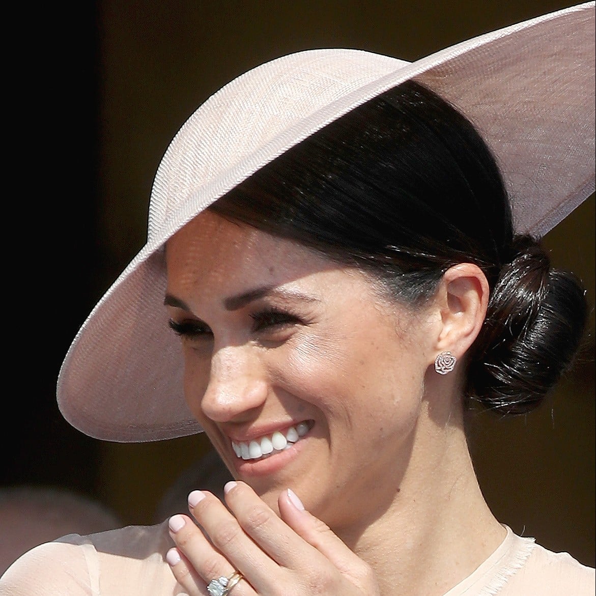 Meghan Markle First Bun After Royal Wedding Popsugar Beauty
