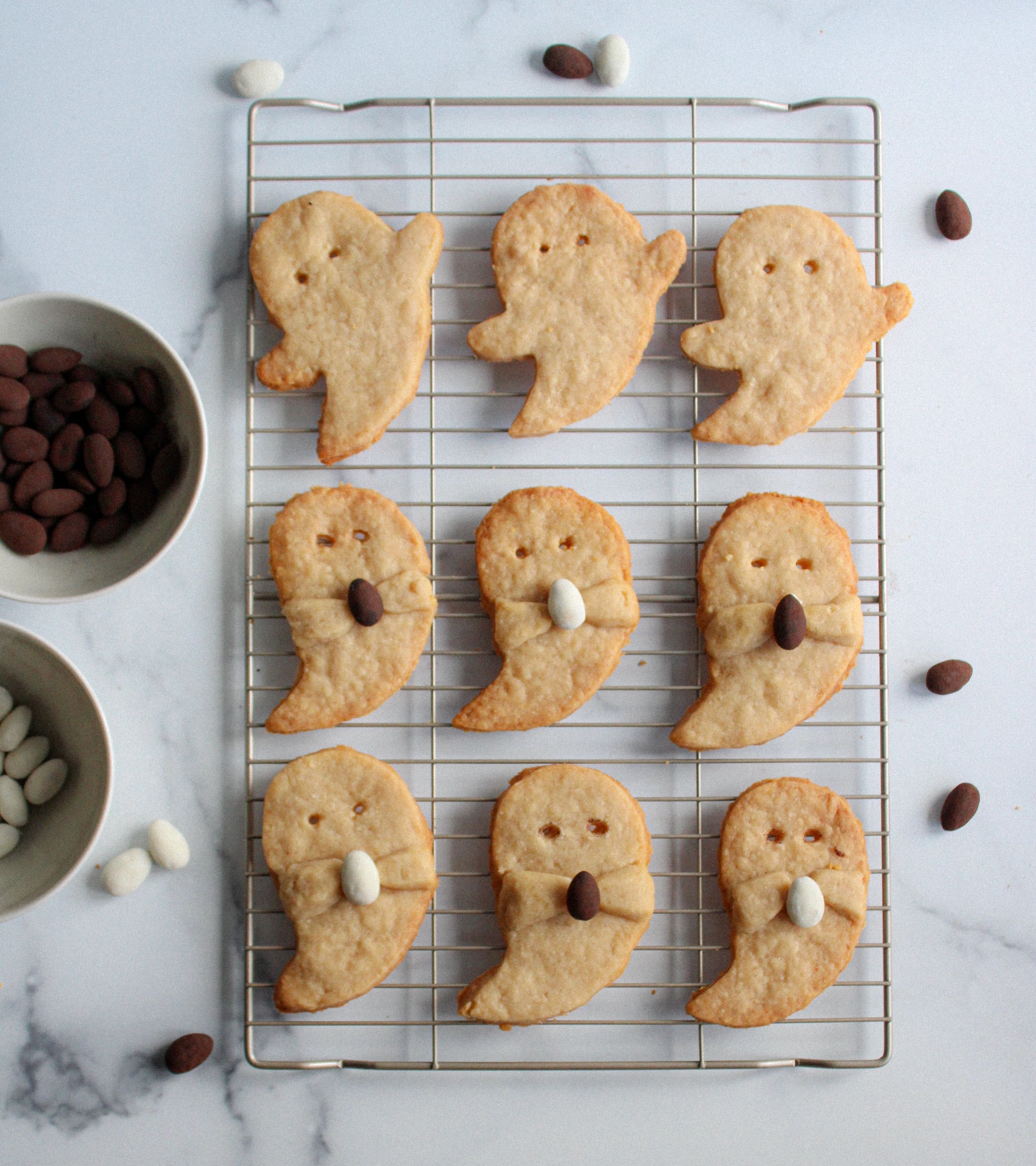 These Shortbread Ghost Cookies Are So Cute For Halloween POPSUGAR Food UK