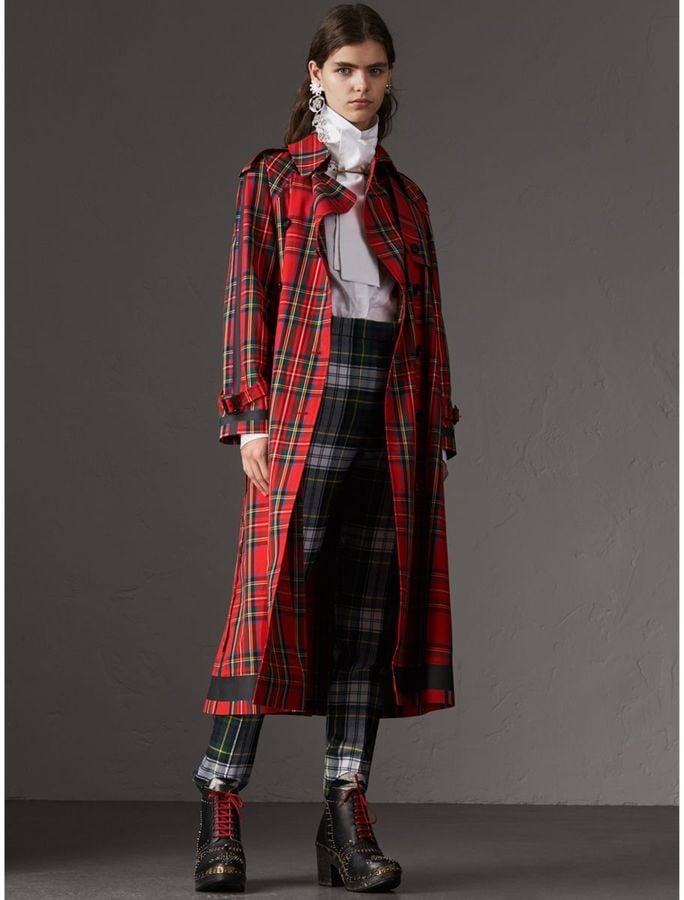 Pickering design Indtil nu Burberry Tartan Cotton Gabardine Trench Coat | Bella Hadid Might as Well Be  Walking Across Abbey Road With The Beatles in This Coat | POPSUGAR Fashion  Photo 9