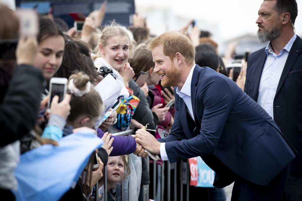 Prince Harry Comforts a Boy in New Zealand 2018