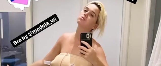 Katy Perry Posts Selfie of Postpartum Body During MTV VMAs