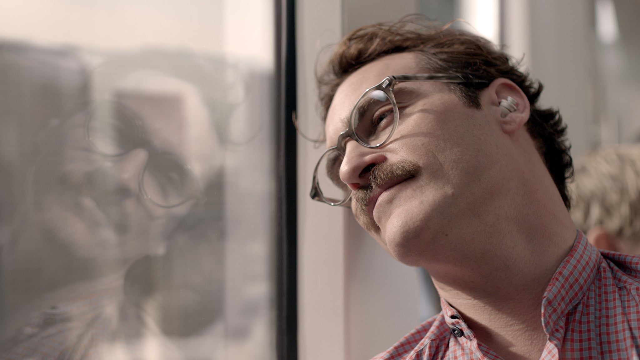 HER, Joaquin Phoenix, 2013, Warner Bros. Pictures/courtesy Everett Collection