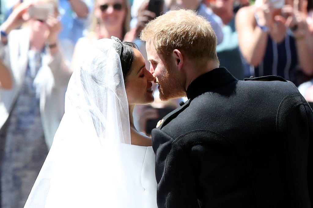 Prince Harry and Meghan Markle First Kiss Pictures