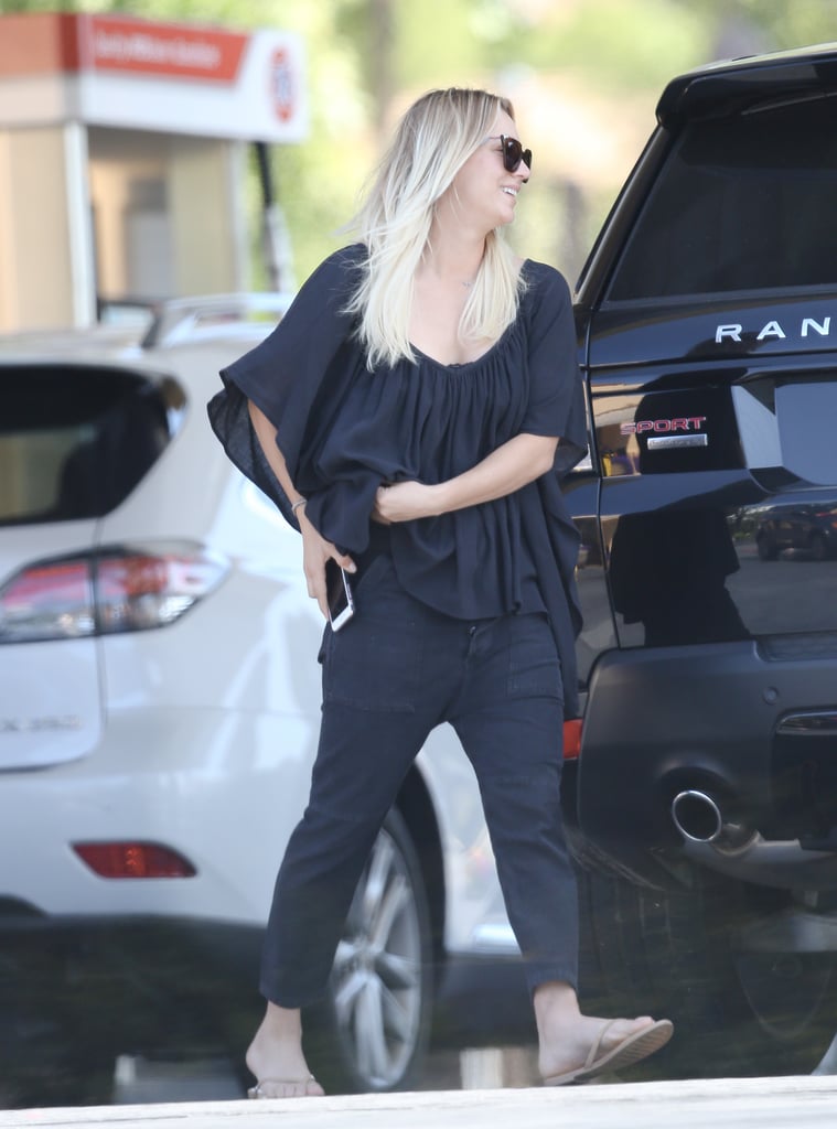 Kaley Cuoco Kissing Her Boyfriend in LA May 2016