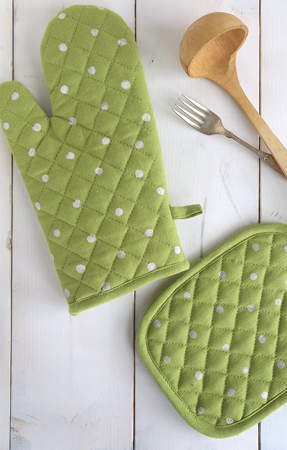 Polka-Dot Potholder