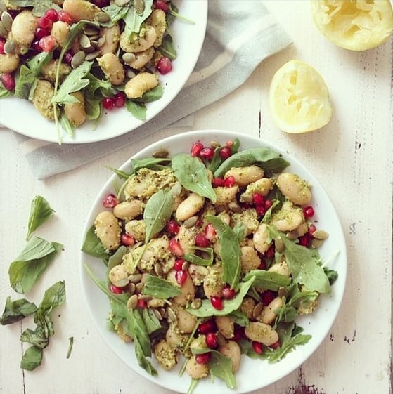 Instead of salad dressing, top your salad of choice with healthy and delicious homemade pesto.
Source: Instagram user healthylucyy