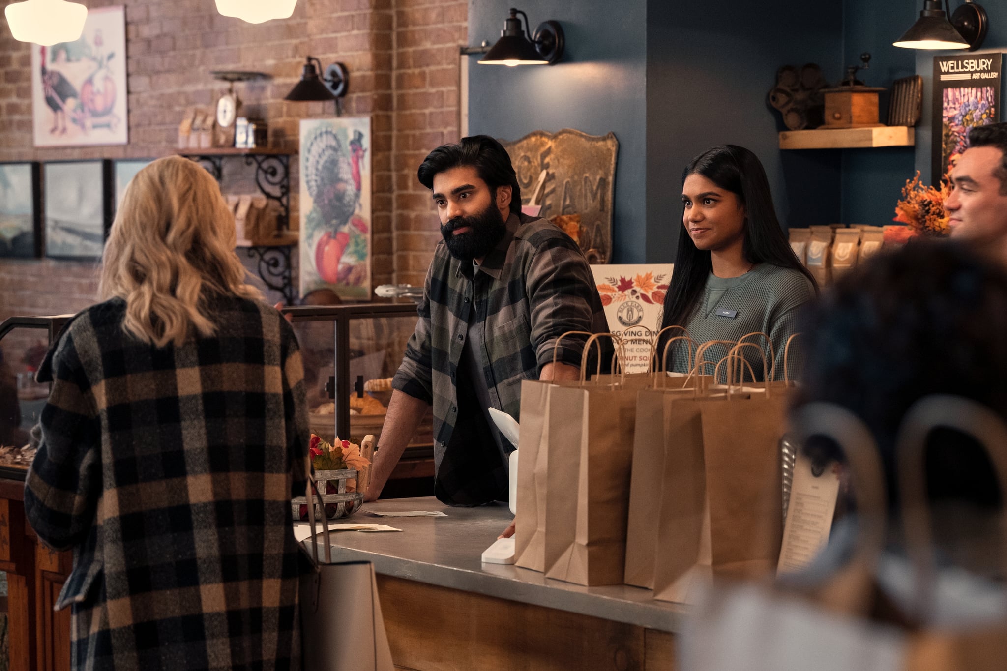 Ginny & Georgia. (L to R) Raymond Ablack as Joe, Rebecca Ablack as Padma in episode 201 of Ginny & Georgia. Cr. Amanda Matlovich/Netflix © 2023