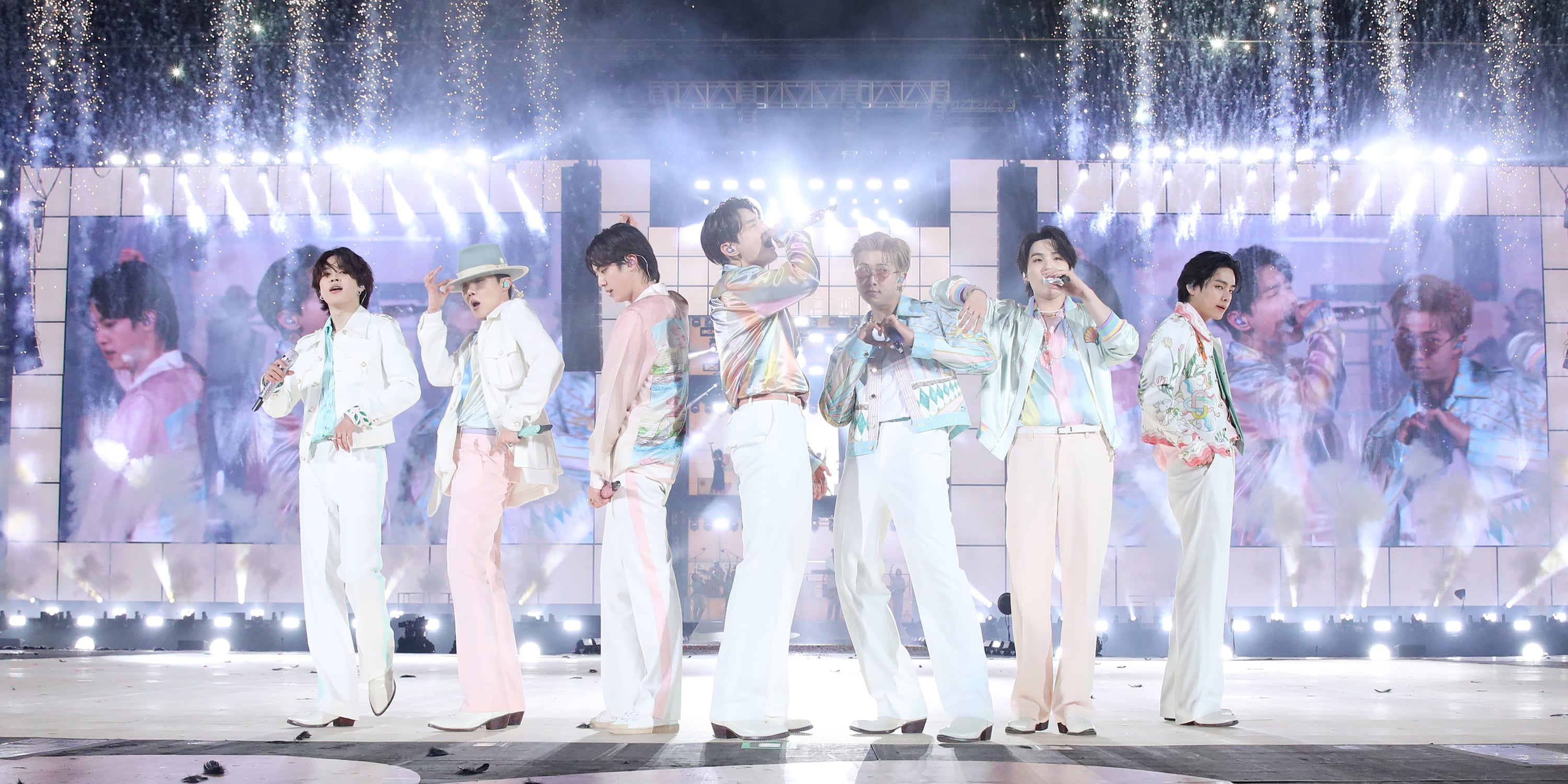 人気定番の BTS's List Set Seoul in Concert Stage on Dance to Permission アイドル