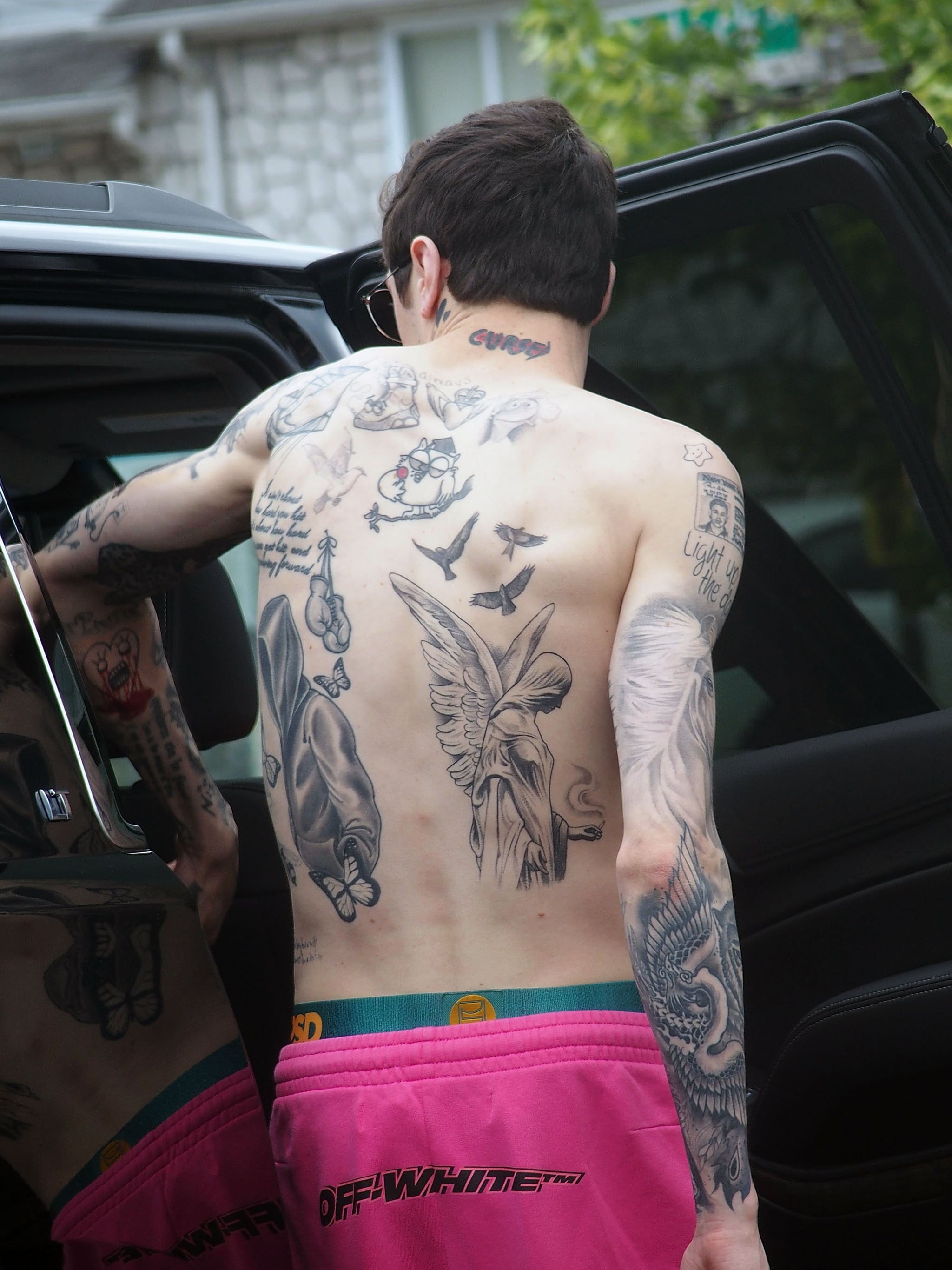 Cursed Pete Davidson covers up Ariana Grande tattoo