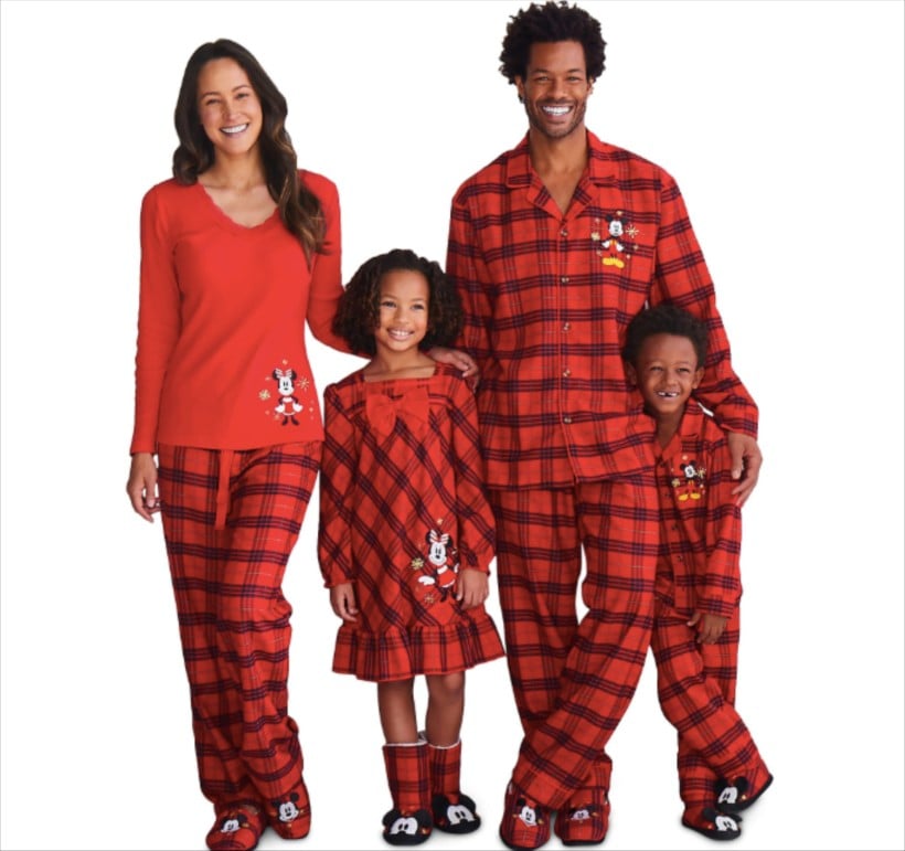 Disney Matching Pajama Sets For the Holidays