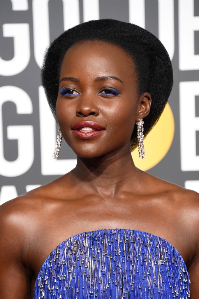 Lupita Nyong'o's Golden Globes Blue Lashes 2018