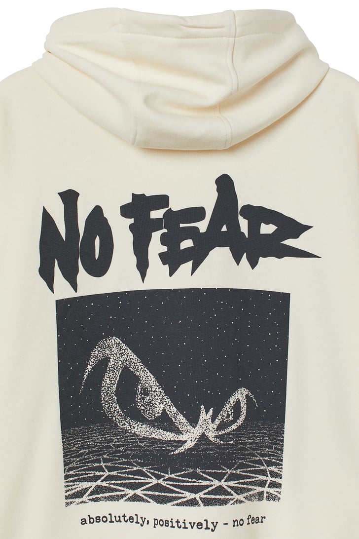 længde Tegn et billede hale A White Sweatshirt: No Fear x H&M Oversized Hoodie | H&M Has a New  Collaboration With the Recently Relaunched '90s Skate Brand No Fear |  POPSUGAR Fashion Photo 31