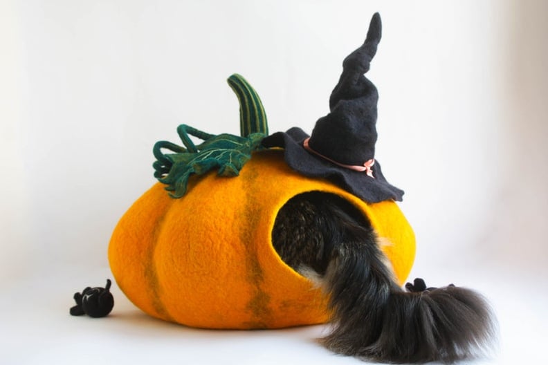 MeowFelt Halloween Pumpkin Cat Bed