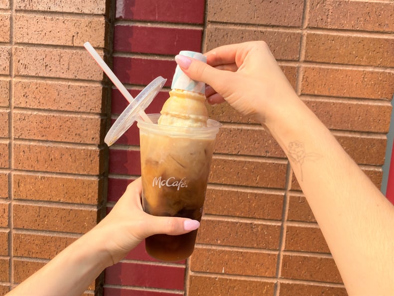 What are these plastic things on top of Korean McDonalds coffee cups? These  didn't exist just a few weeks ago. : r/whatisthisthing