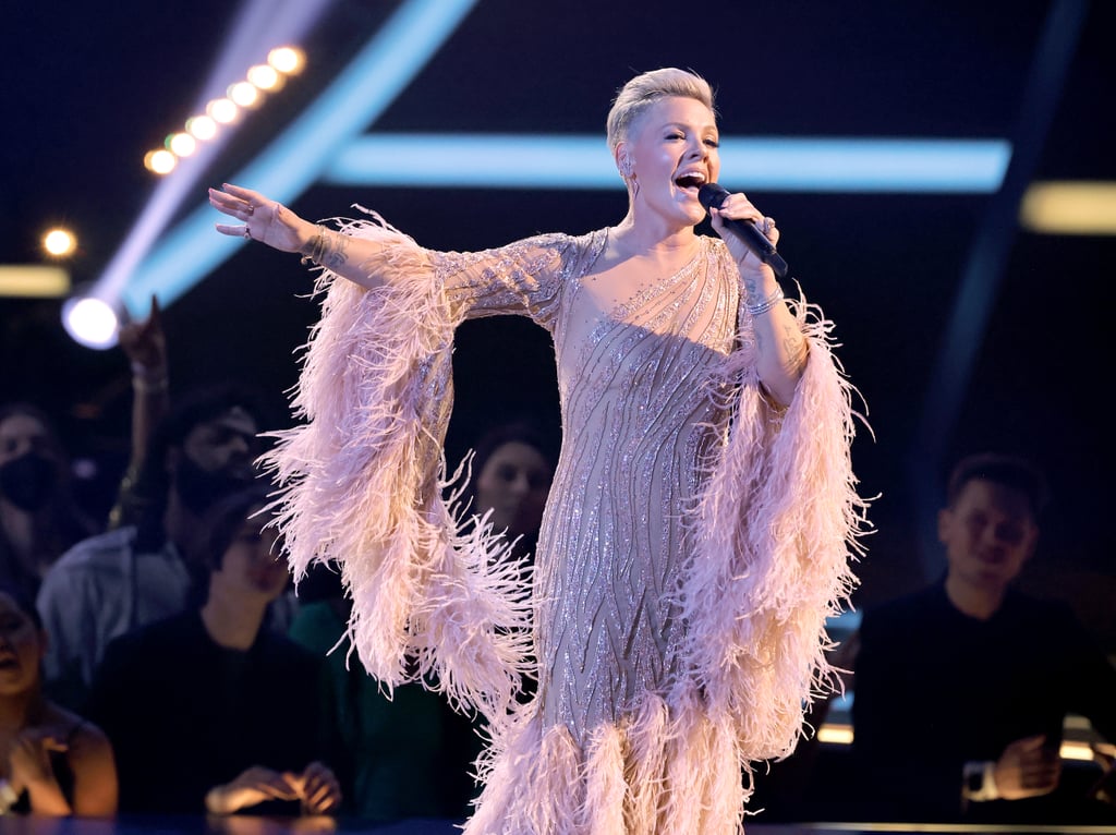 Pink AMAs Performance 2022