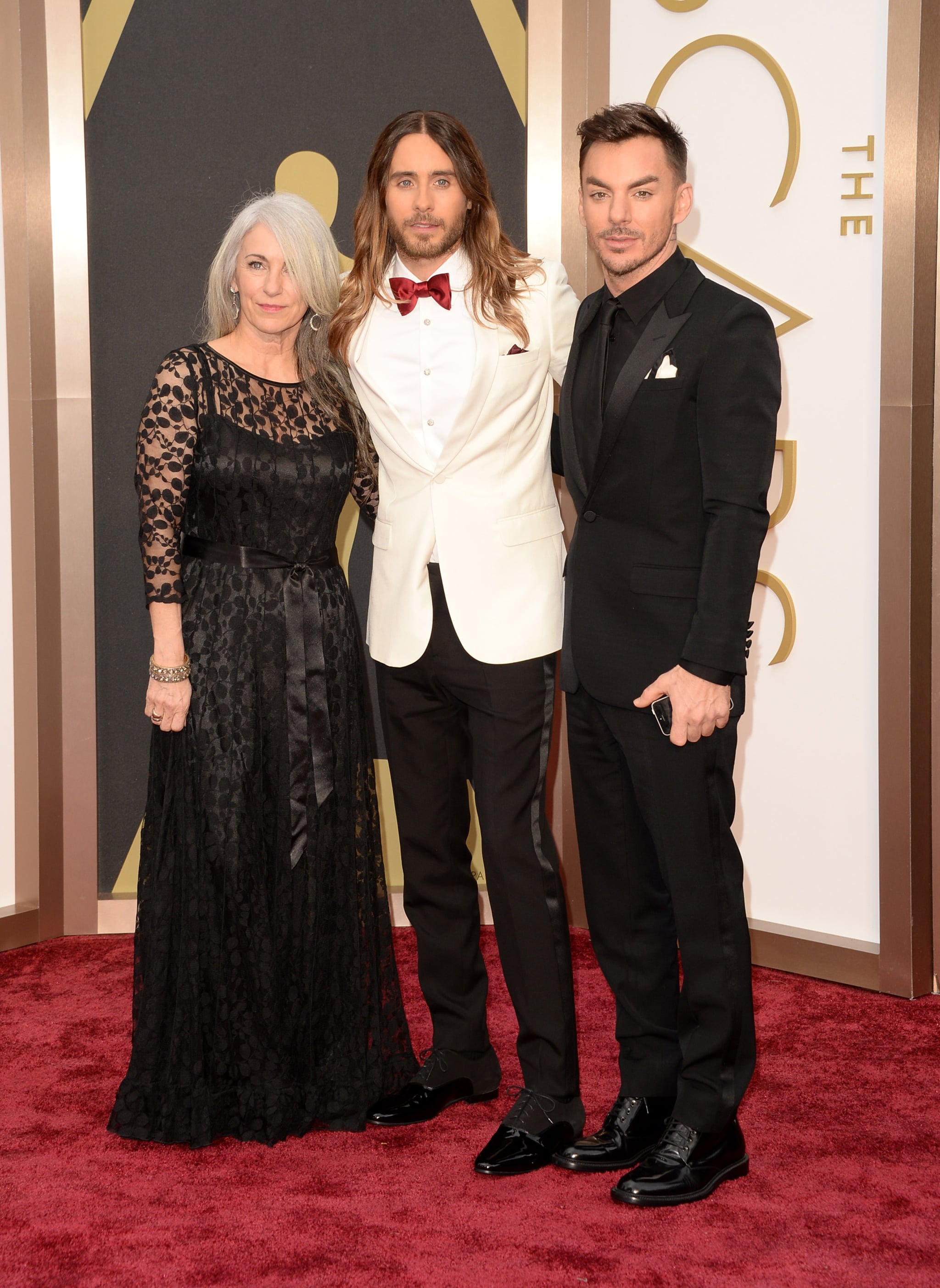 Jared Leto arrived at the Oscars with his mom, Constance, and brother
