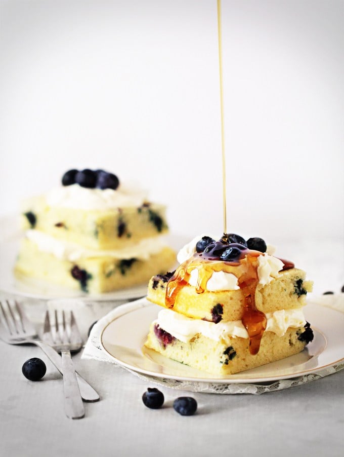 Baked Blueberry Pancake "Cake"