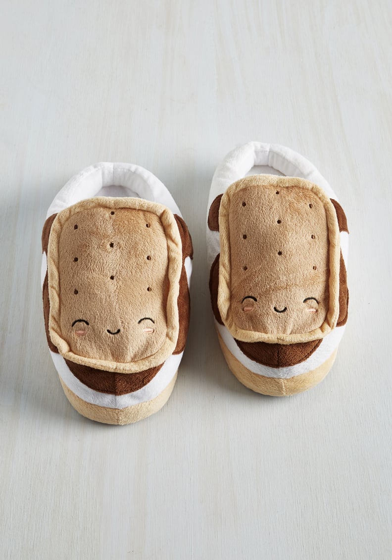 Marshmallow Out USB Foot Warmers ($40)
