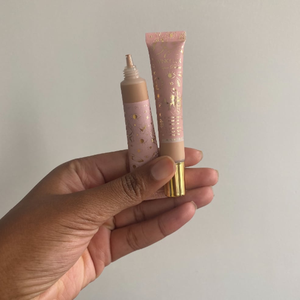 Winky Lux Peeper Perfect Under-Eye Concealer Review Photos