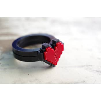 Pixel heart top ring