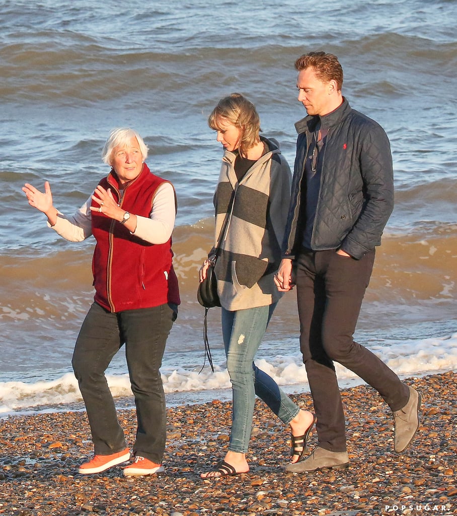 Taylor Swift and Tom Hiddleston With His Mom in the UK