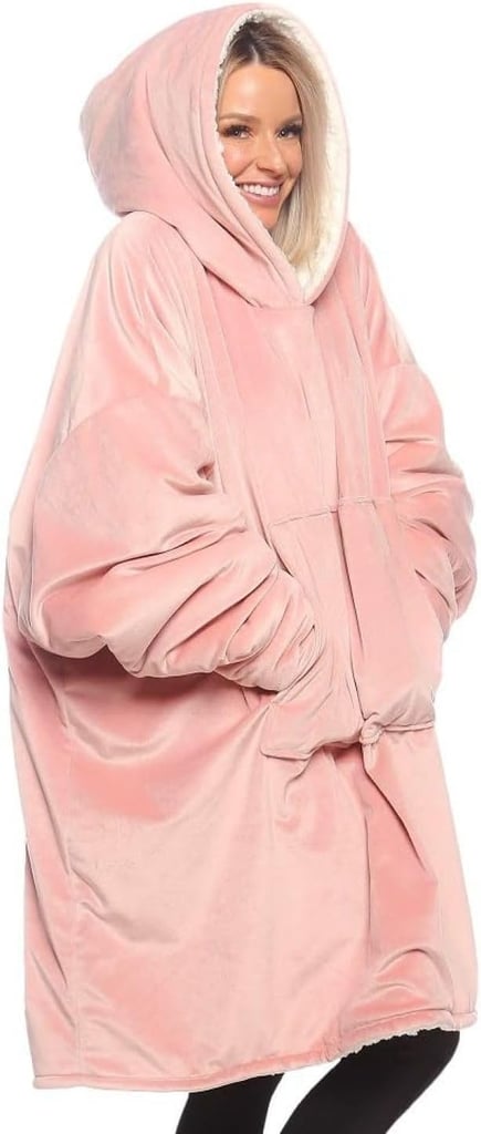 The Comfy Store Oversized Blanket Sweatshirt ($40, originally $59)
A blanket I can wear all day long? I'm sold (and I honestly can't think of anyone who wouldn't be).