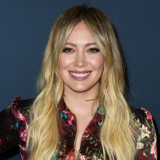 Hilary Duff's Blue Hair Colour in Self-Isolation