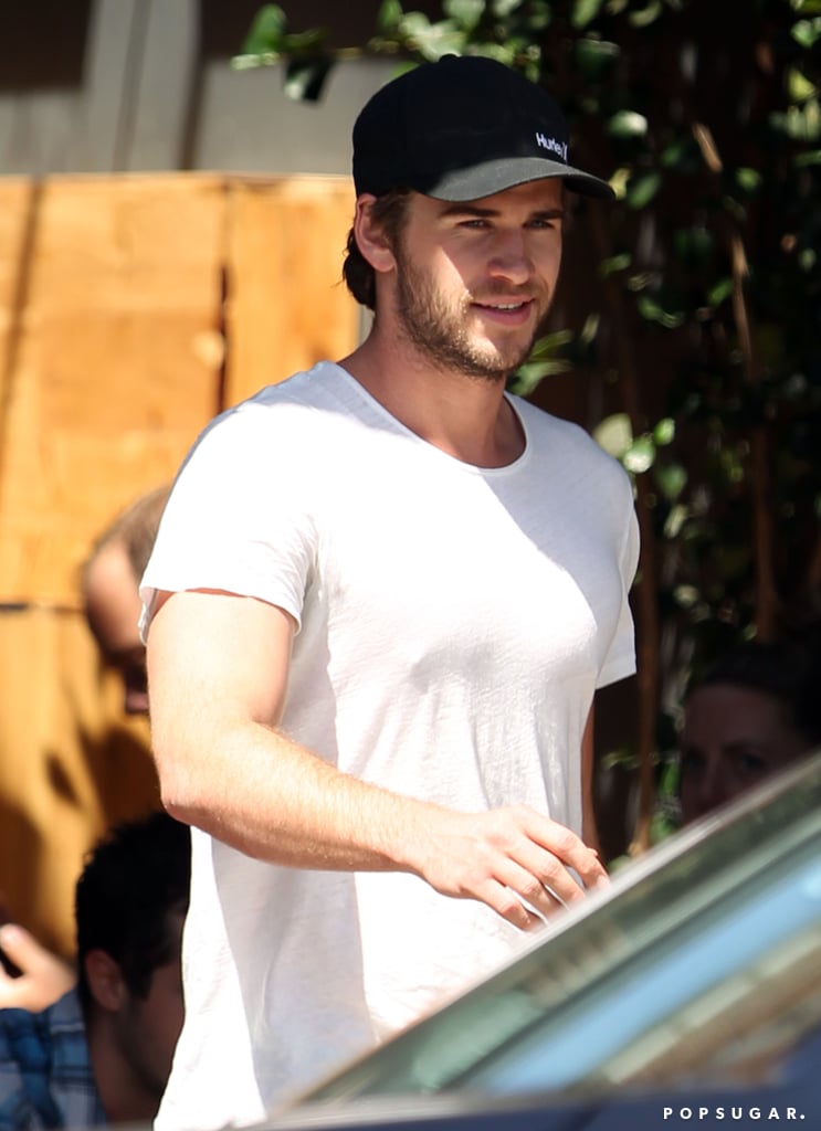 Liam Hemsworth Walking With Friends in LA