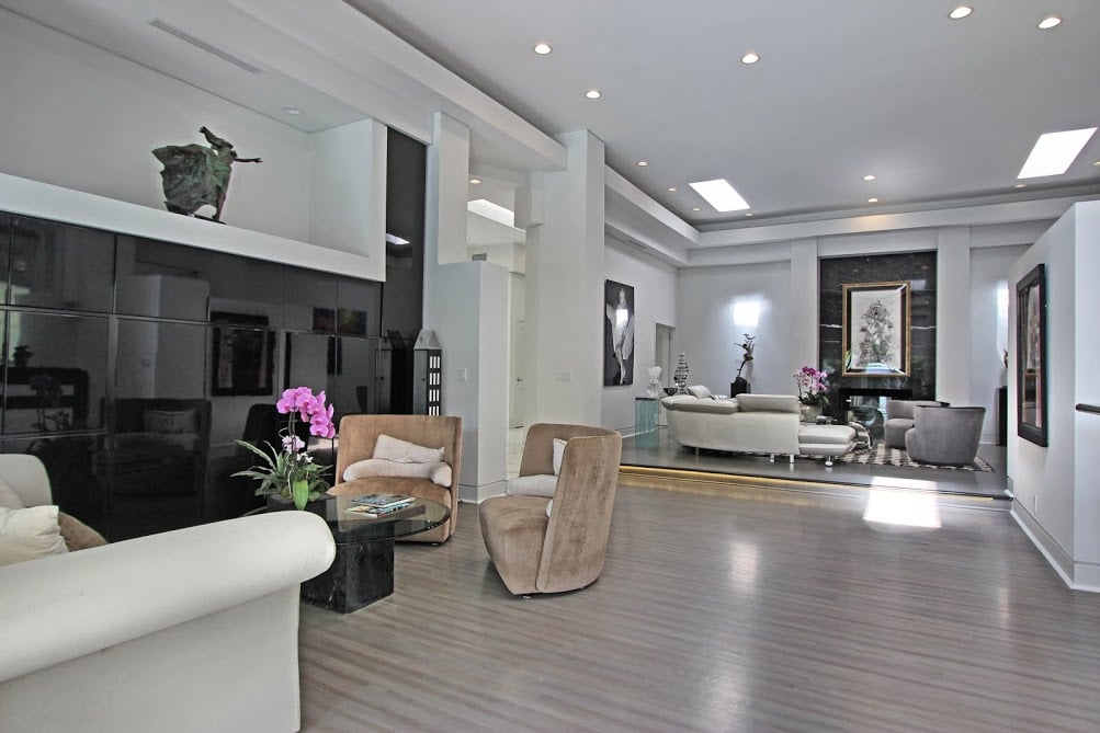 Karlie Kloss's Beverly Hills Airbnb POPSUGAR Home